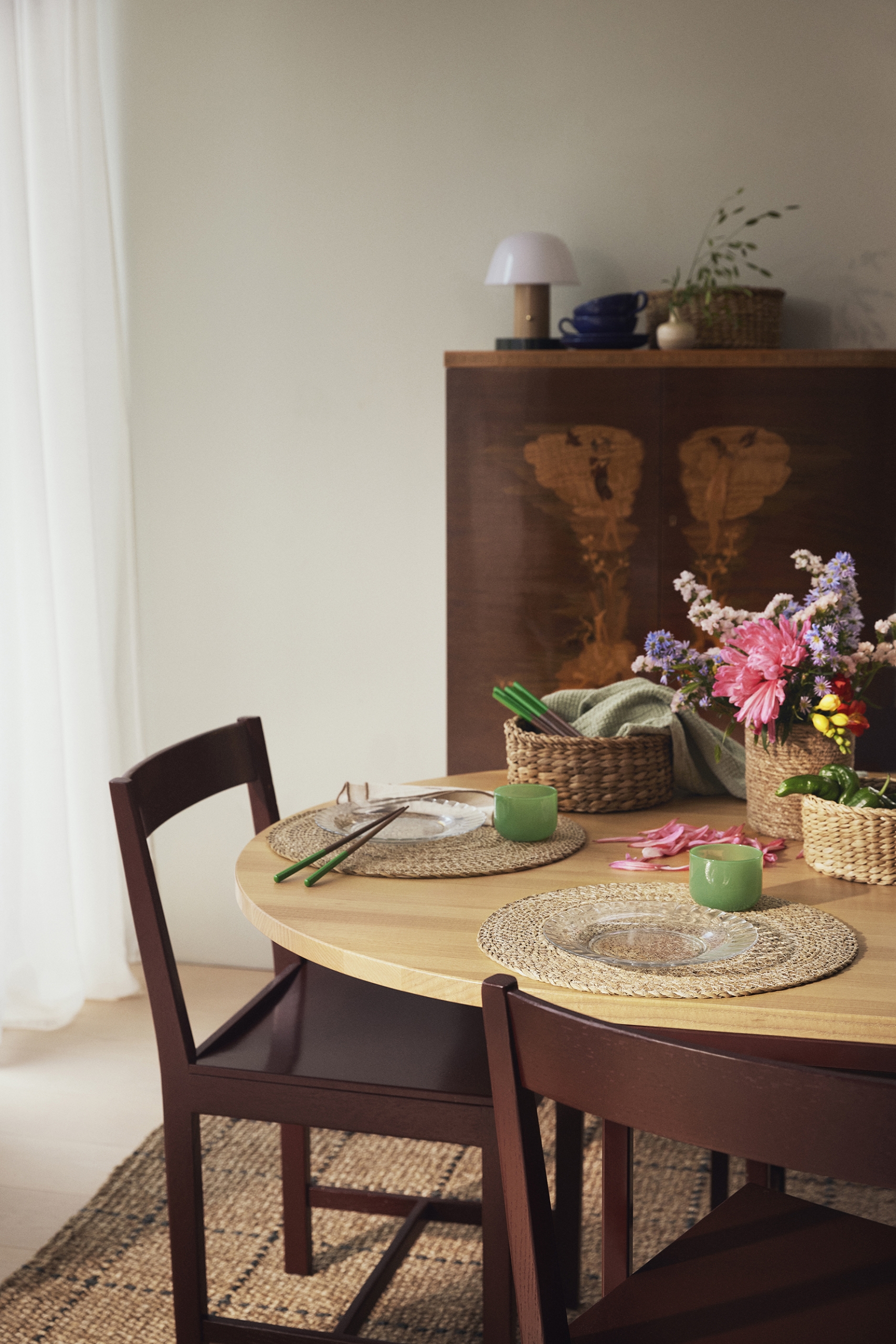 Round bread basket made of braided seagrass S/3