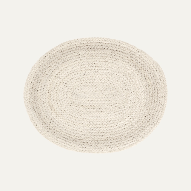 White oval placemat Elin, made of jute