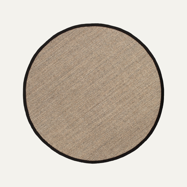 Natural melange round rug Jenny with black border, made of sisal