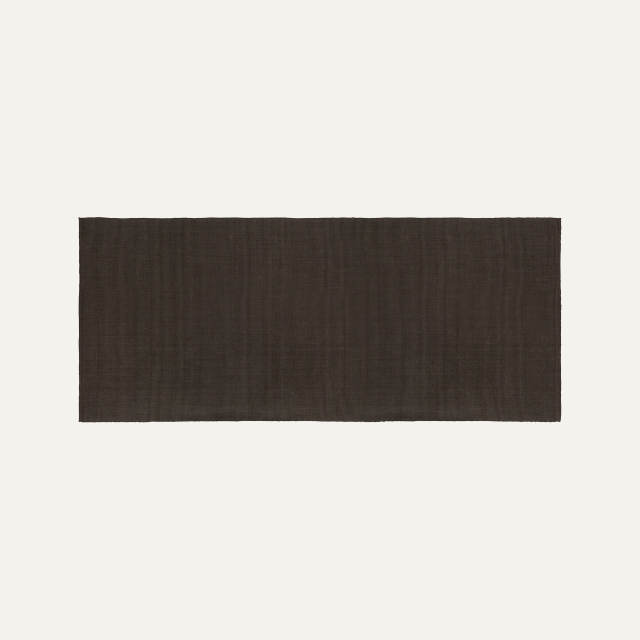 Dark brown long rug Fiona of jute