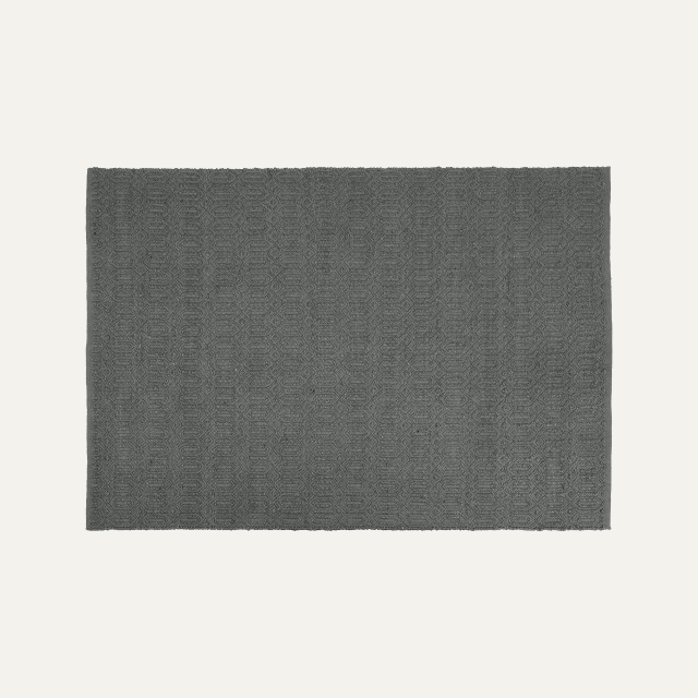 Dark grey large rug Diamond, made of jute