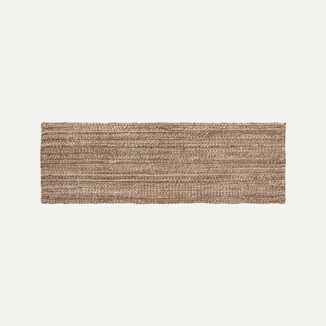 Uncolored natural long rug Fanny, made of jute