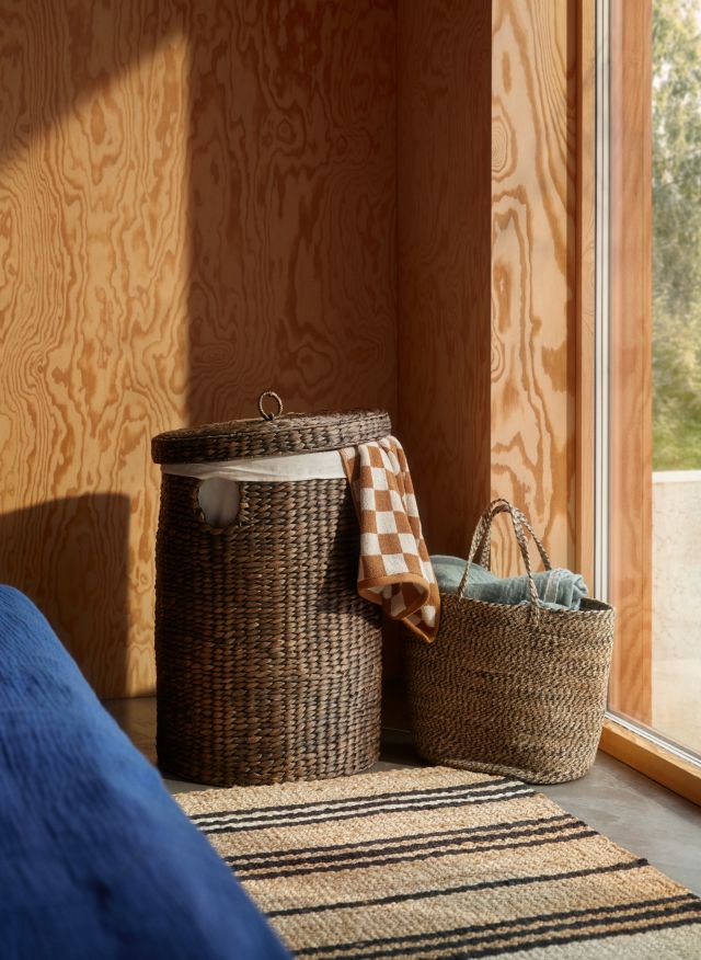 Brown round laundry basket set of 2 Lily, made of water hyacinth